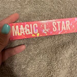 NIB Jeffree Star Cosmetics Magic Lavender Concealer